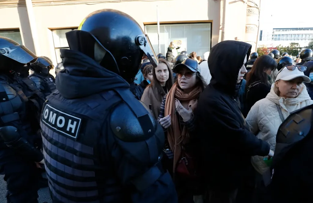 İkinci Savaş Karşıtı Protesto Dalgasının Ardından Rusya'da Yüzlerce Çocuk Tutuklandı 3 SEI126756042 Life Haber Ajansı