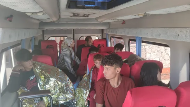 Çanakkale Açıklarında Düzensiz Göçmenlerin Bulunduğu Bot Battı 1 aa picture 20220924 28978951 Life Haber Ajansı
