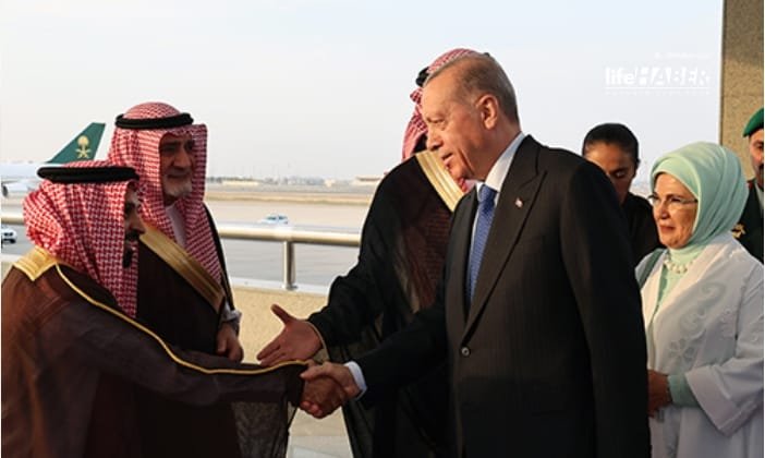 Erdoğan Suudi Arabistan’da