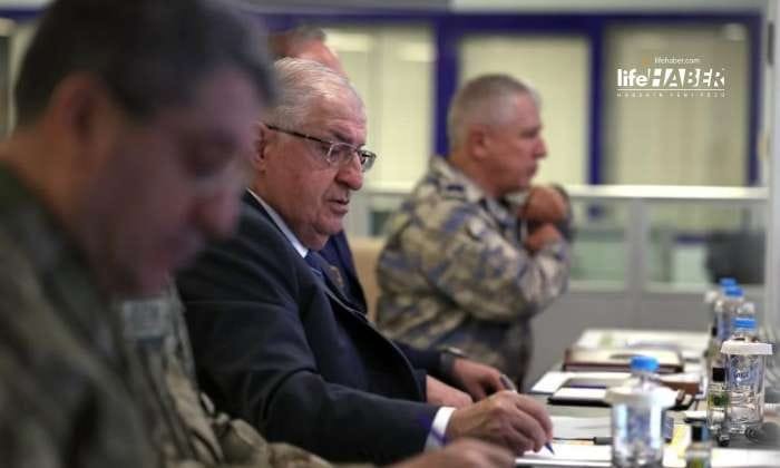 Milli Savunma Bakanı Güler TSK Komuta Kademesi İle Hakkari’de