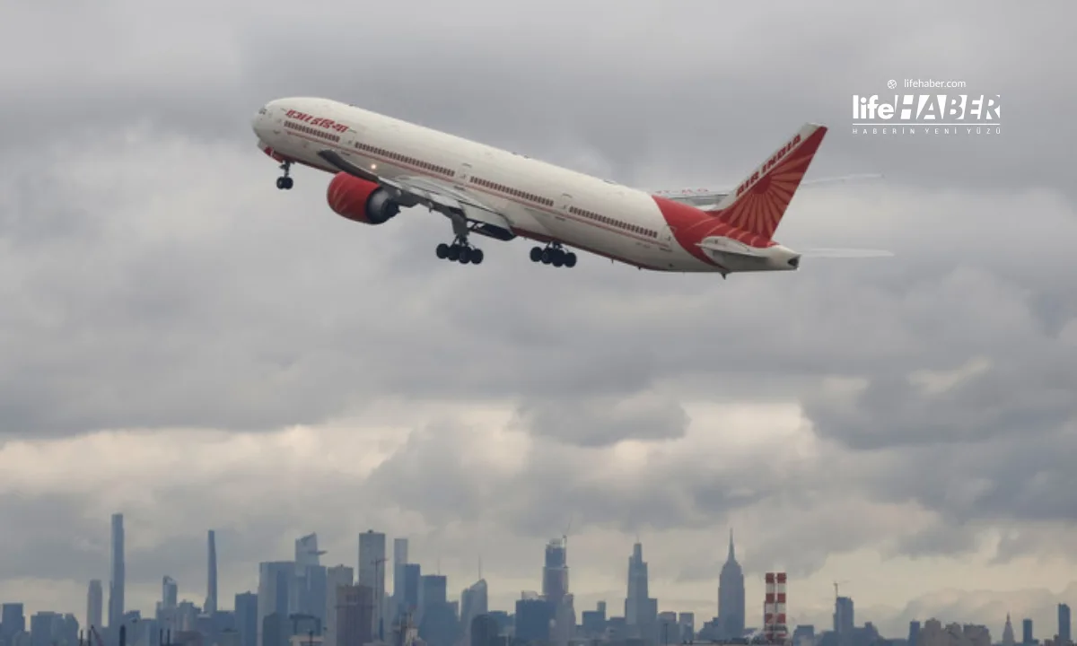 Bomba Tehdidi Nedeniyle Mumbai-New York Uçağı İndirildi