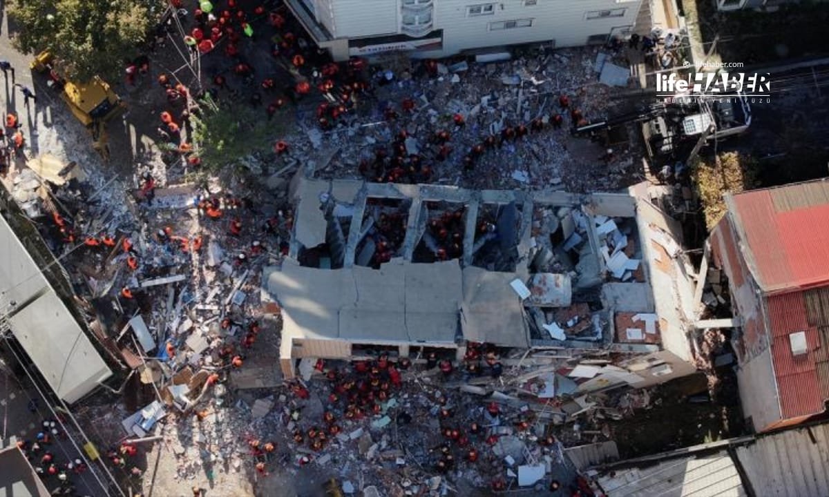 Kocaeli’nin Gebze İlçesinde 7 Katlı Bina Çöktü: 5 Kişilik Aile Enkaz Altında