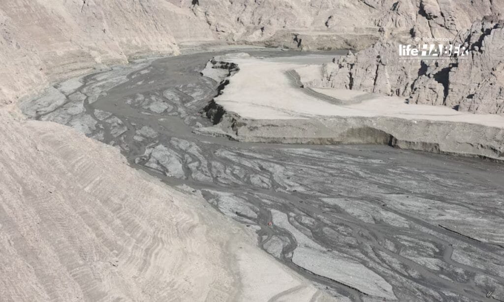 İran'da Su Krizi Derinleşiyor: Tahran Kuraklık Nedeniyle Boşalabilir Uyarısı 6 iran7 Life Haber Ajansı