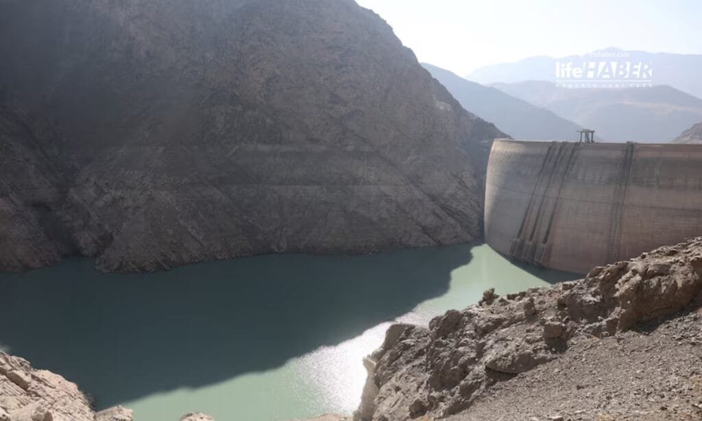İran'da Su Krizi Derinleşiyor: Tahran Kuraklık Nedeniyle Boşalabilir Uyarısı 7 iran8 Life Haber Ajansı