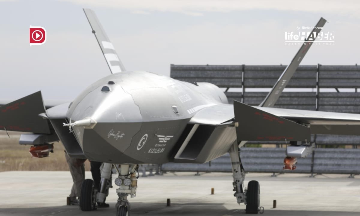 Bayraktar KIZILELMA’dan Tarihi Uçuş: F-16’larla Kol Uçuşu, Radar Kilidi ve GÖKDOĞAN Testi Başarıyla Tamamlandı