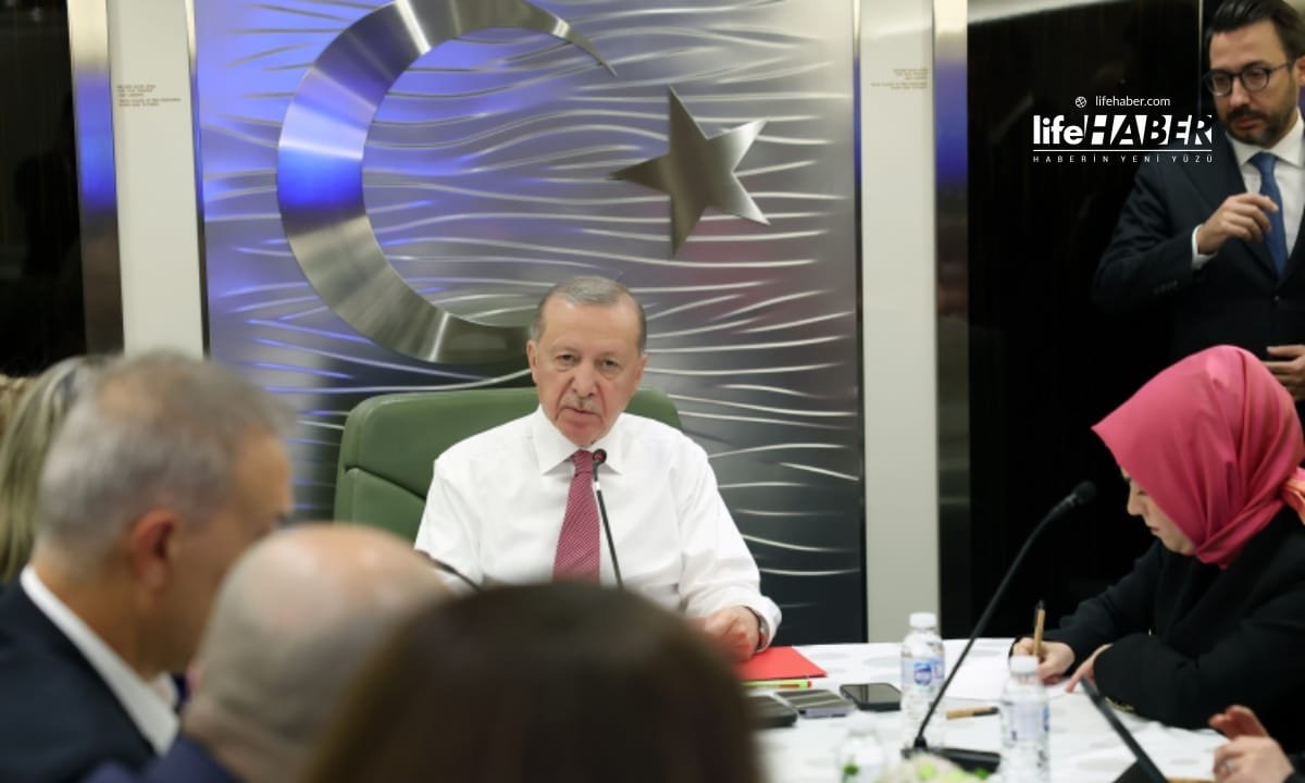 Cumhurbaşkanı Erdoğan Aşkabat Dönüşü Gündemi Değerlendirdi