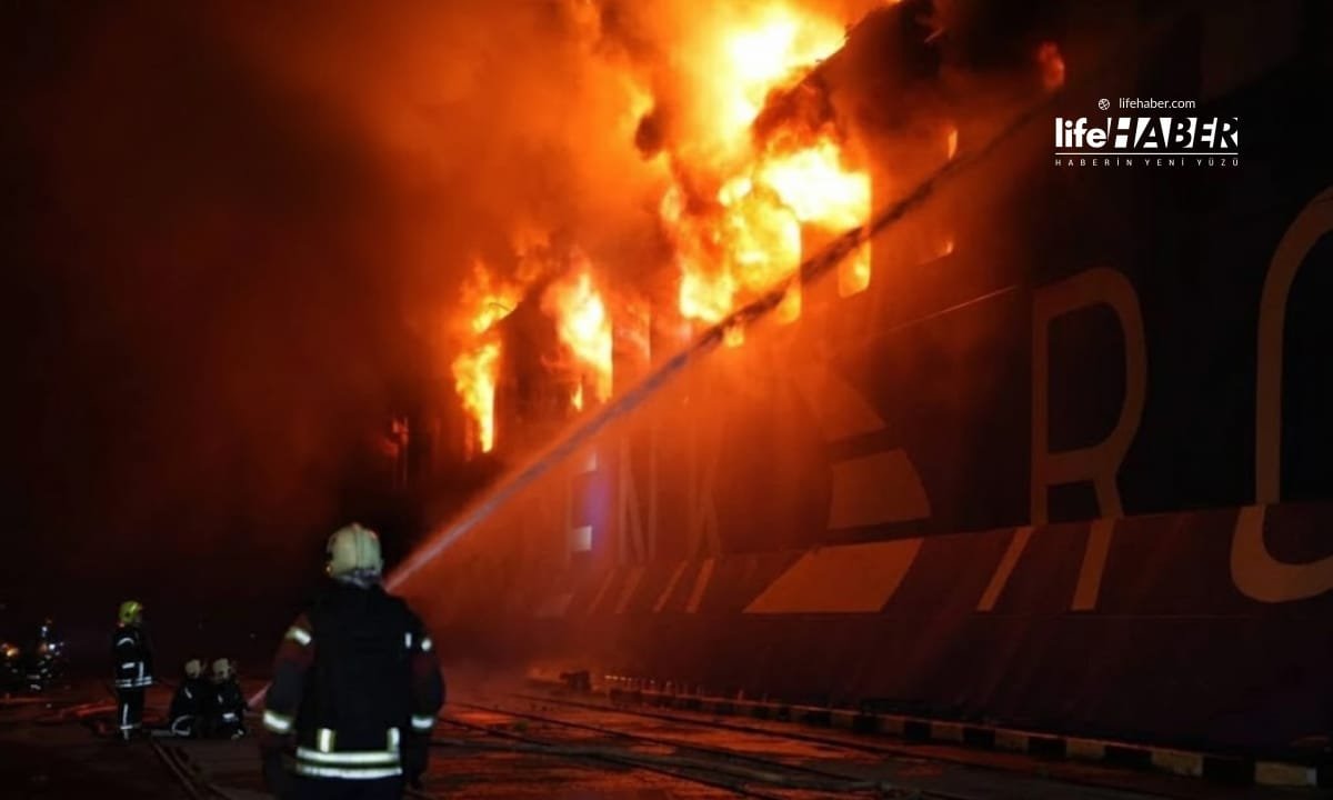 Karadeniz’de Gerilim Tırmanıyor: Ukrayna Saldırısında Türk Gemisi Hasar Gördü
