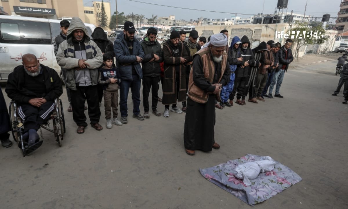 Gazze’de Kış Dramı: 3 Aylık Bebek Donarak Hayatını Kaybetti