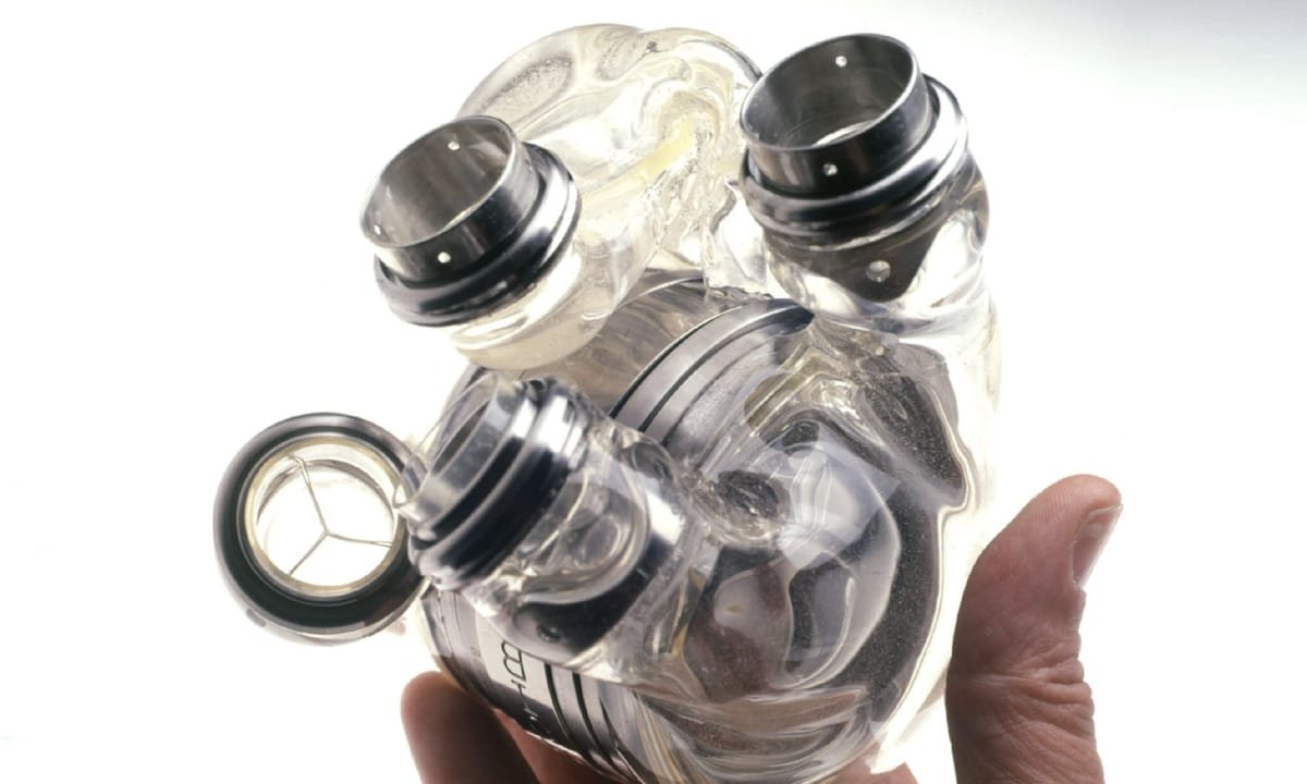 Yapay Kalp Desteği ile Hayata Tutundu