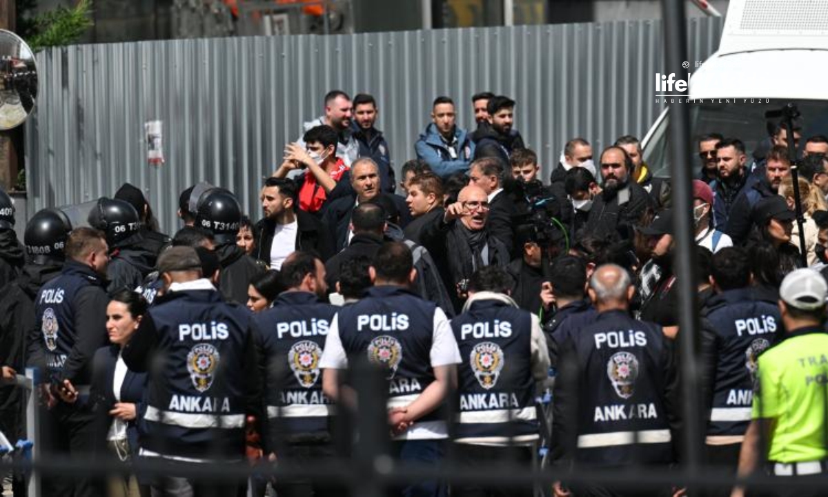 CHP’de Polis Müdahalesi