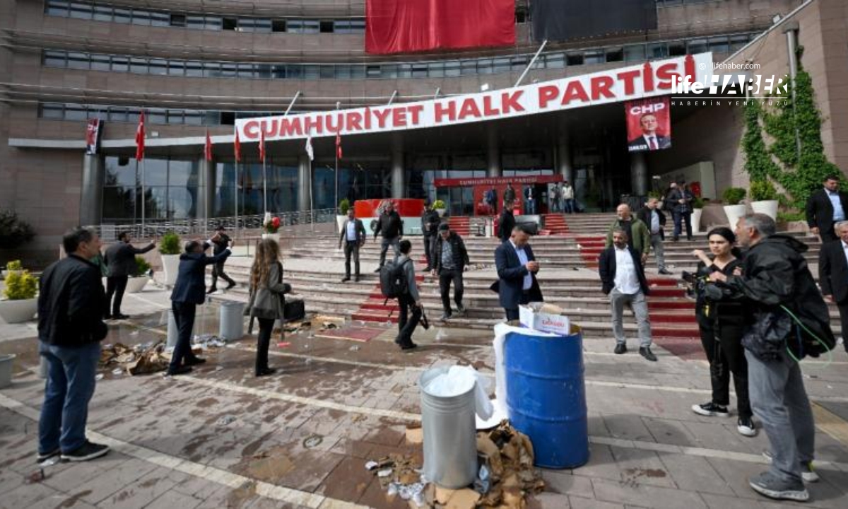 CHP’de İdari Değişim