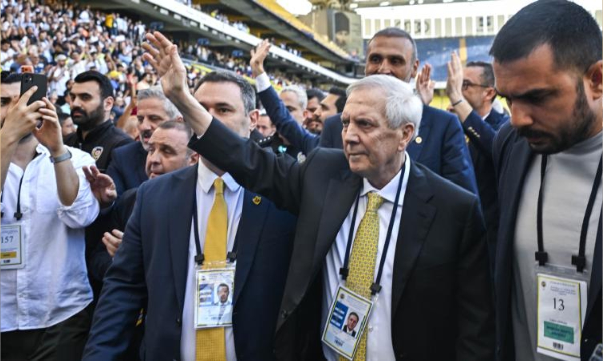 Aziz Yıldırım Yeniden Başkan
