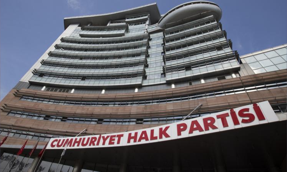 CHP’de 9 İsim İhraç Ediliyor